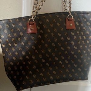 Used good condition tote bag